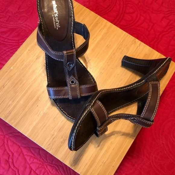 Whats What ny Aerosoles Shoes - WHATS WHAT by Aerosoles - L Sz 7 leather sandals w/heels (3 1/2”)   Rubber soles